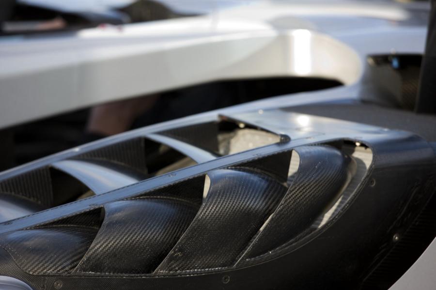 Детали экстерьера Audi R15 TDI 2009 года  (фото 16 из 78)